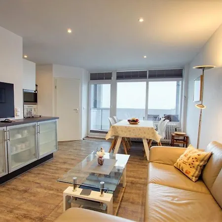 - Haus F, App 0f1006 Apartment