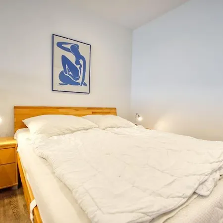 - Haus F, App 0f1006 Apartment *